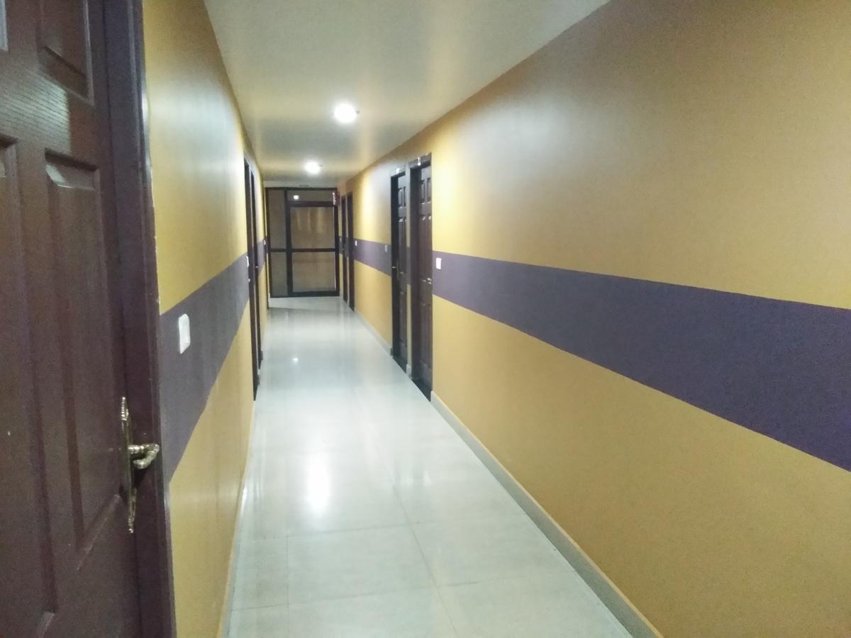 A.R.Residency Hotel Kunnamangalam Luaran gambar