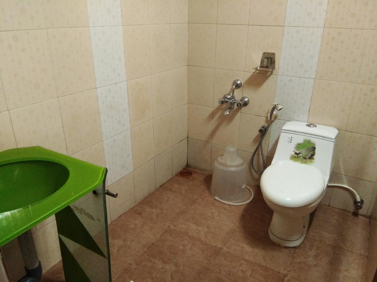 A.R.Residency Hotel Kunnamangalam Luaran gambar